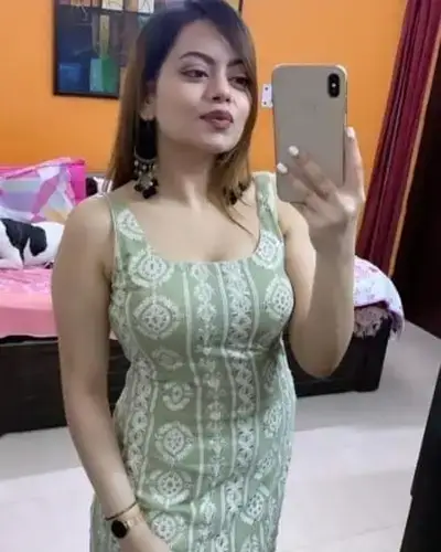 Call Girl in Peren